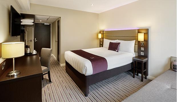 Premier Inn Premier Inn Saffron Walden Exterior photo